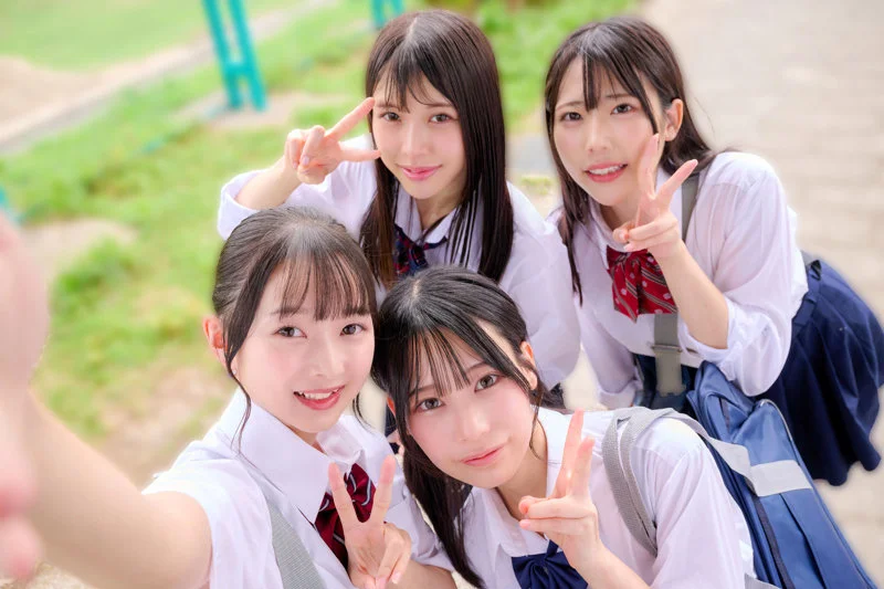 ひまり＆つぼみ＆ゆの＆わこ 無料サンプル画像(2) 【無料同人コミックと素人動画】